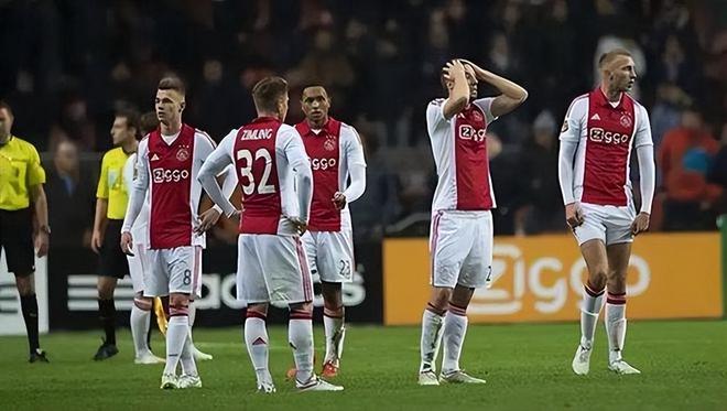 签下科斯图 签下科斯图