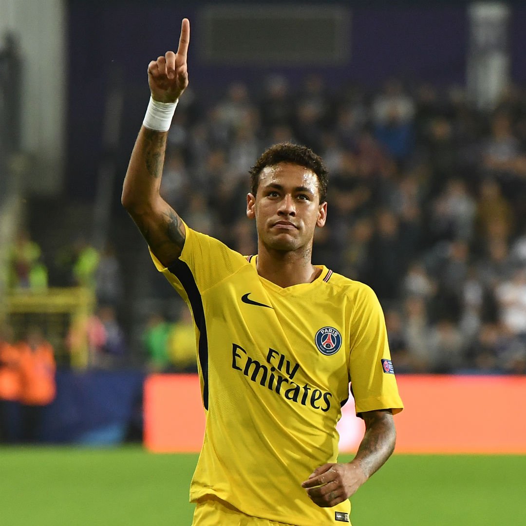 他多次完成 他多次完成