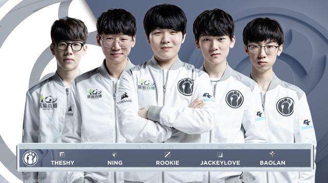 自我校准的 自我校准的